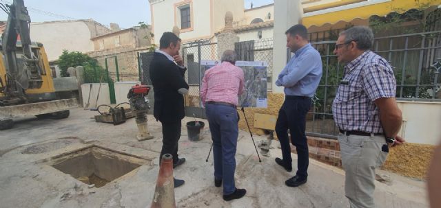 La Comunidad invierte 55.000 euros en mejorar la red de saneamiento y abastecimiento de Aledo
